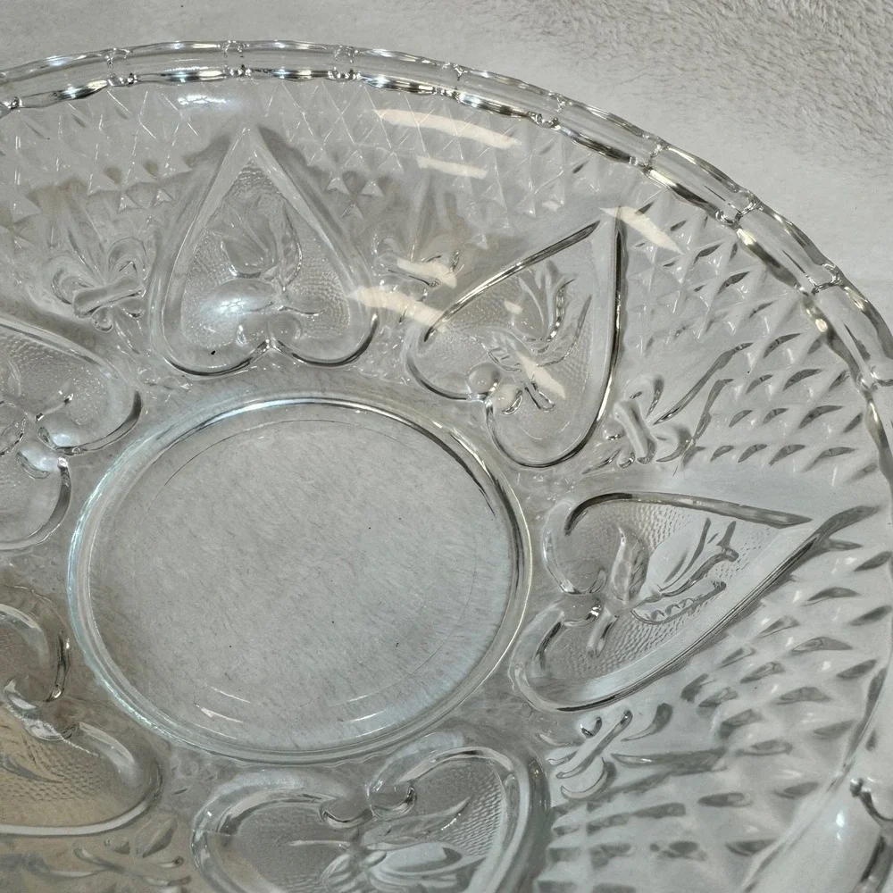 Vintage Clear Glass Heart Etched Serving Bowl Footed‎ Heavy Dish Indonesia